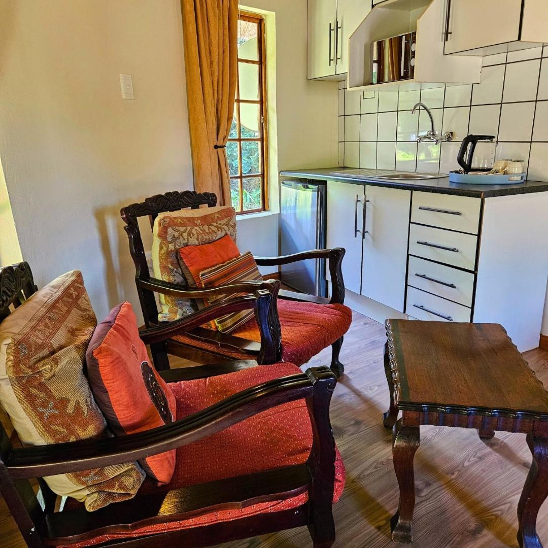 Bird Haven Guesthouse Hlotse Esterno foto