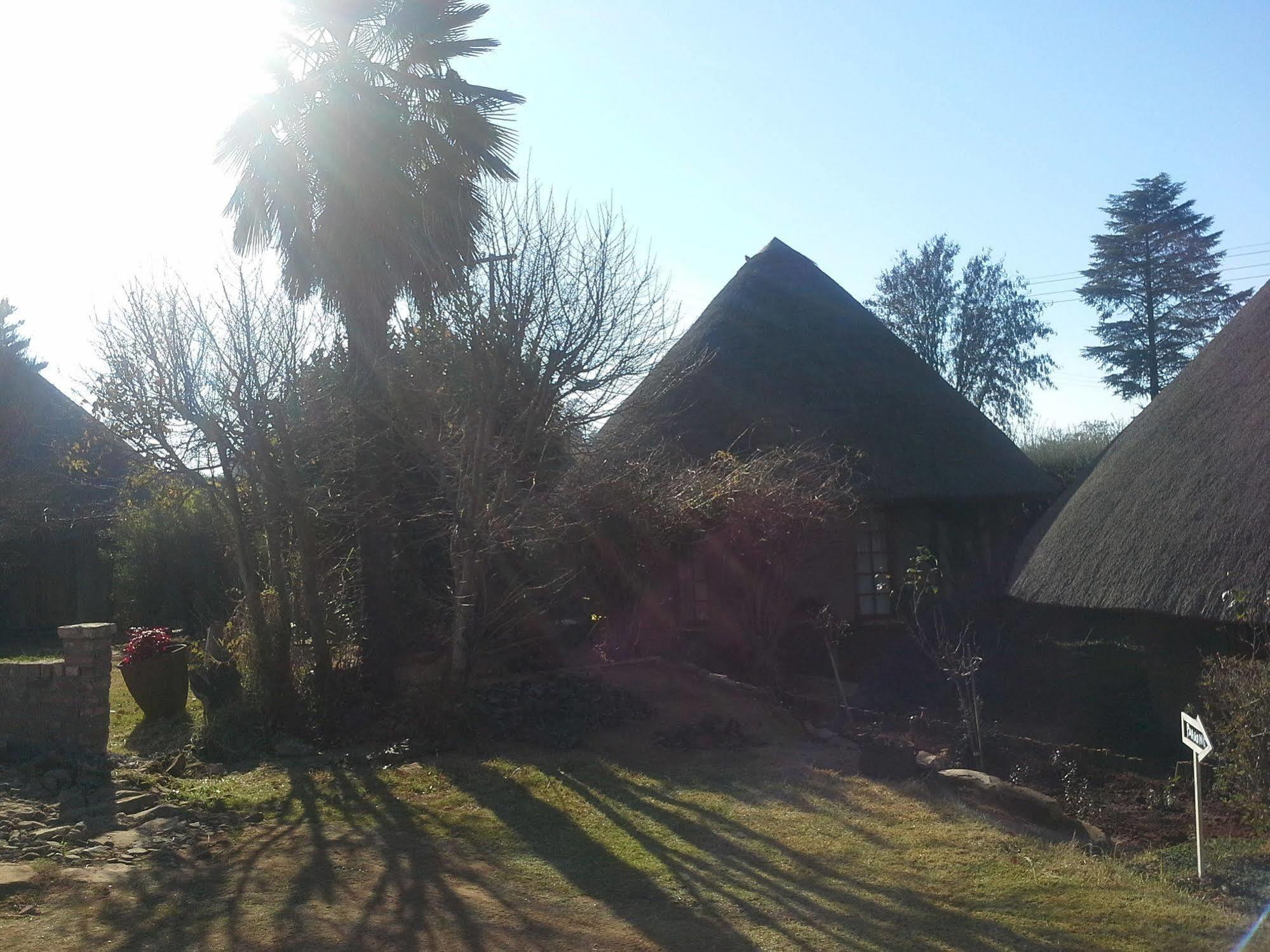 Bird Haven Guesthouse Hlotse Esterno foto